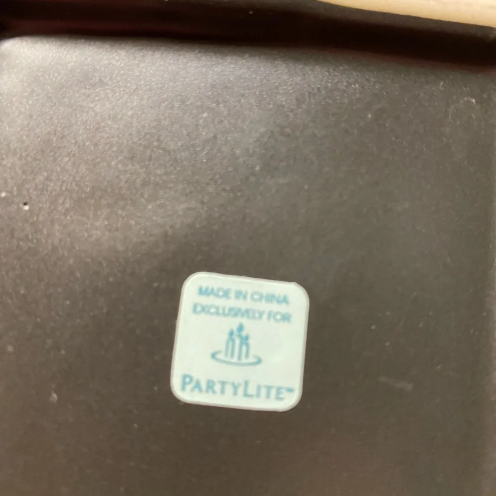 Vintage Party Lite Zen candle holder set. Color is eggplant. Like new. 2 pieces - Picture 4 of 4